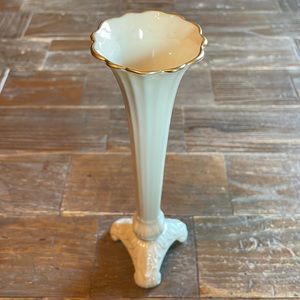 Vintage Lenox Dainty Gold Etched Fluted Bud Vase🖤